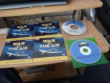 Photo of free dvd on planes .. (Ferndale DY11) #1