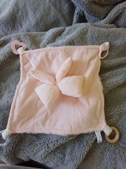 Photo of free Pink Baby Comforter / Sensory Blankie with Teething Accessor (Orgreave S13) #1