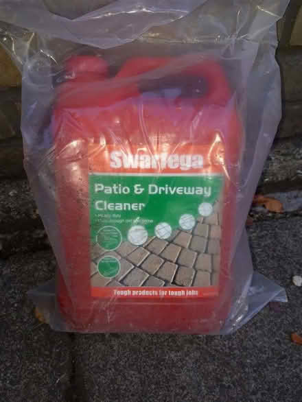 Photo of free Swarfega Patio & Driveway Cleaner 5L (Purley CR8) #3