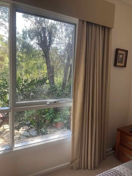 Photo of free Curtains with pelmet (Wantirna) #2