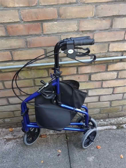 Photo of free CareCo 3-wheeled, braked walking aid, with carry-pouch (Purley CR8) #4