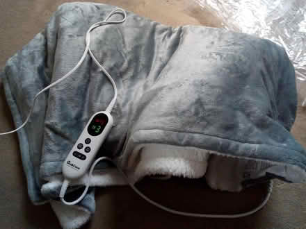 Photo of free Mia & Coco Electric Blanket / Throw (Highbury N5) #1