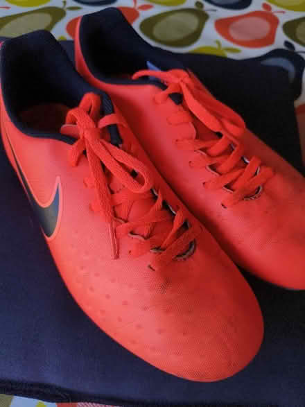 Photo of free Nike size 5.5 unisex football boots (Alcester Lanes End B14) #1