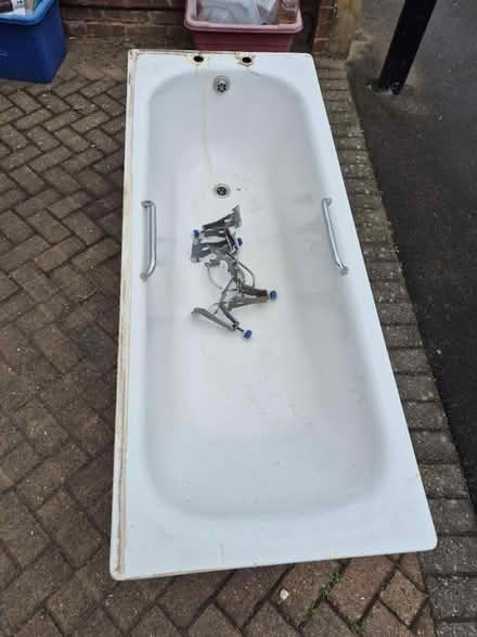 Photo of free Bathroom accessories (Hanworth TW13) #2