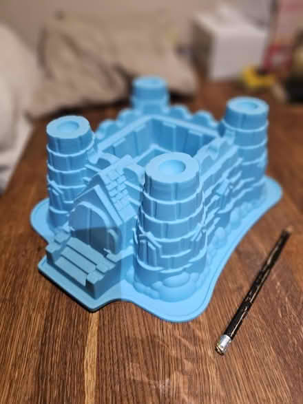 Photo of free Cake baking Mold - castle shape (East Oxford, OX4) #1