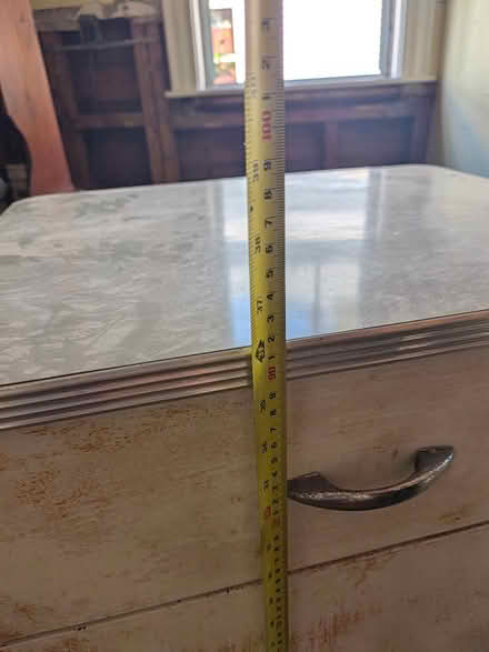 Photo of free Vintage Diner-style Cabinet (Ball Sq Somerville) #4