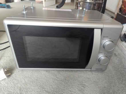 Photo of free Small microwave (Ilkley LS29) #1