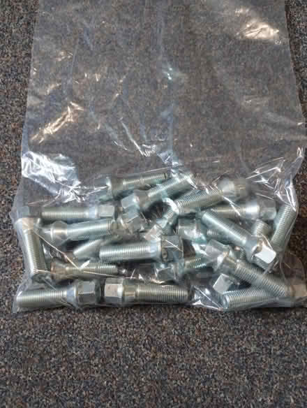 Photo of free Wheel bolts, extended. (Langley SL3) #1