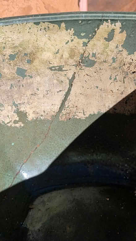 Photo of free Ceramic Garden Pot w/ crack (Leona Heights) #4