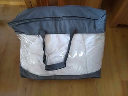 Photo of free double or queen duvet (King's Hedges Ward CB4) #1