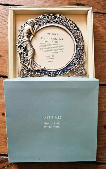 Photo of free Beautiful picture frame (East Oxford, OX4) #1