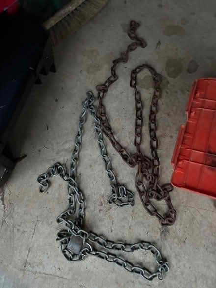 Photo of free 2 x Chains Approx 6ft each (Bussage GL6) #1