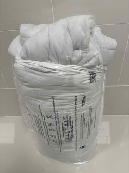 Photo of free King size duvet (BR6) #1