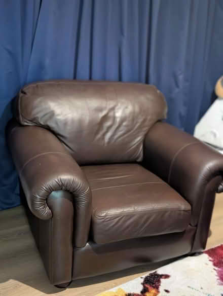 Photo of free Italian Leather Lounge Suite (Brize Norton OX18) #1