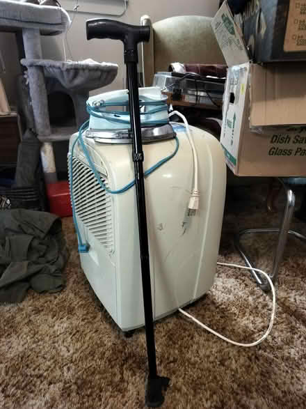Photo of free Folding cane (North Campus) #1