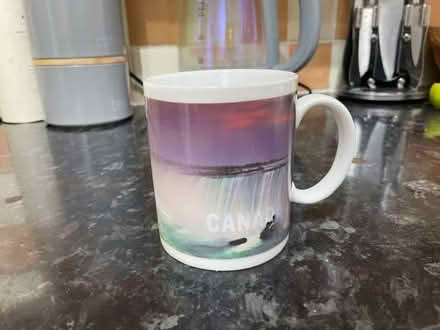 Photo of free Canada mug (Wendover HP22) #2