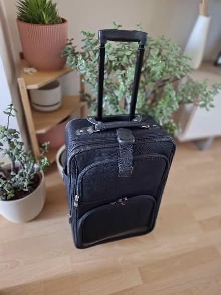 Photo of free Medium size suitcase (70L) (Holbrooks CV6) #1