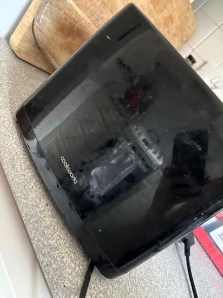 Photo of free Black toaster (Lloyd’s Park) #4