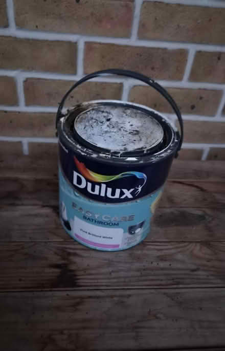 Photo of free Paint and thinner white sprit (W3 Acton, London W3) #2