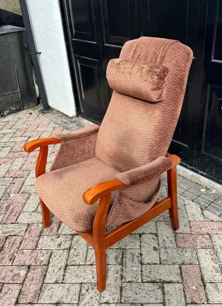 Photo of free High Back Armchair (Thingwall CH61) #1