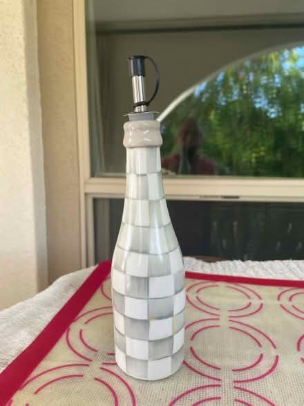 Photo of free Oil dispenser (Rancho Palos Verde) #1