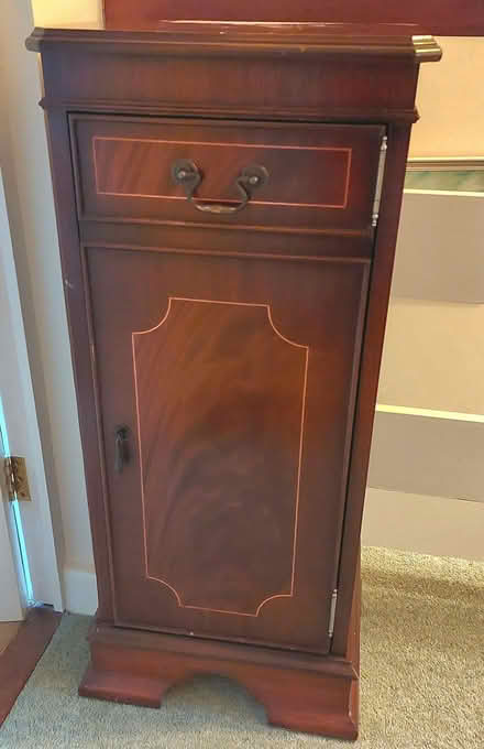 Photo of free an inlaid mahogany bedside cabinet (Fords Farm RG31) #1