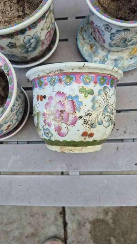 Photo of free 4 Pretty Plant Pots And Saucers (Worle BS22) #2
