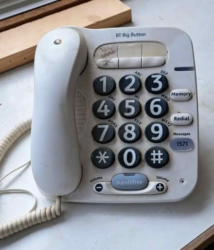 Photo of free Old fashioned phone (BR5 St Mary Cray) #1