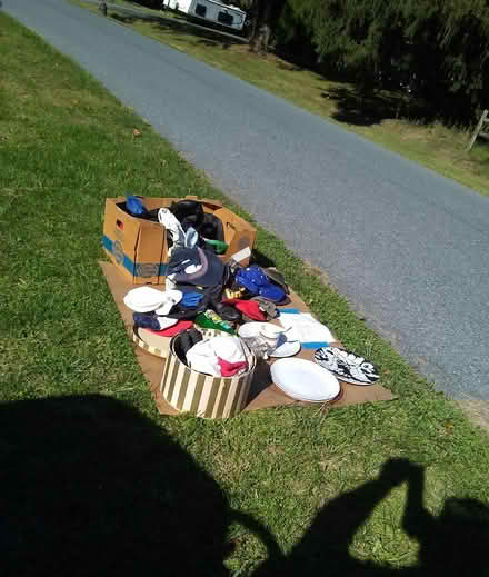 Photo of free 50 + Mostly Ballcaps (Urbana area) #3