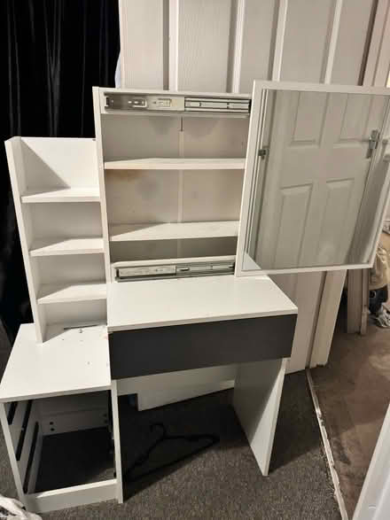 Photo of free Desk/vanity (Hartcliffe BS13) #2