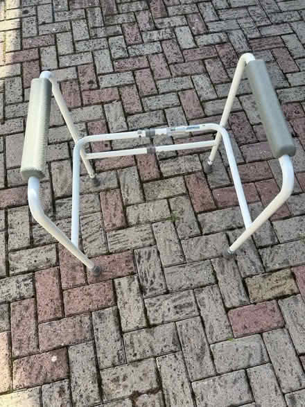 Photo of free Bathroom equipment/support (Thingwall CH61) #1