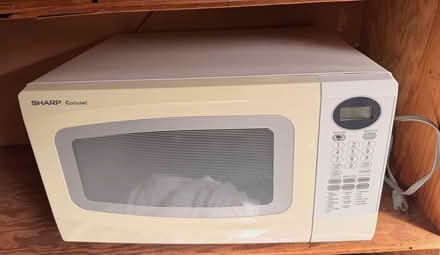 Photo of free Sharp Carousel Microwave (Cedar Hills) #1