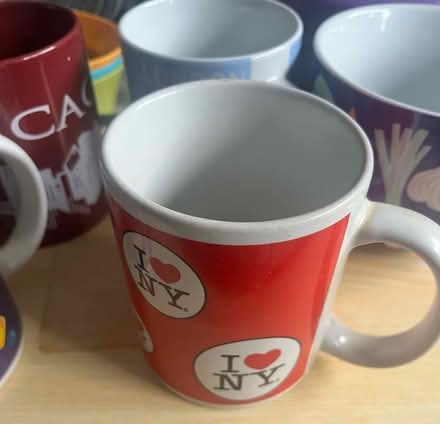 Photo of free Mugs and handled soup mug (Fairfield LA1) #4