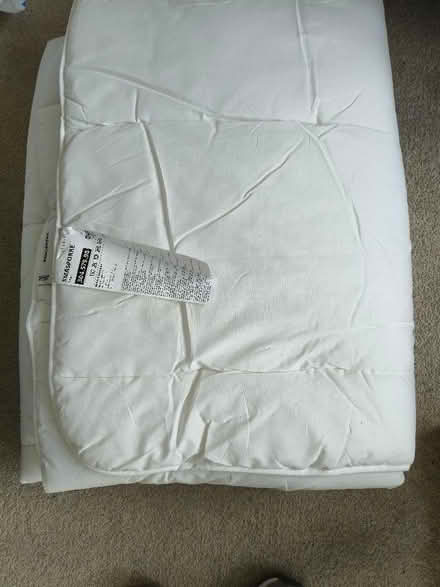 Photo of free IKEA single 7 tog midweight duvet (Alcester Lanes End B14) #1