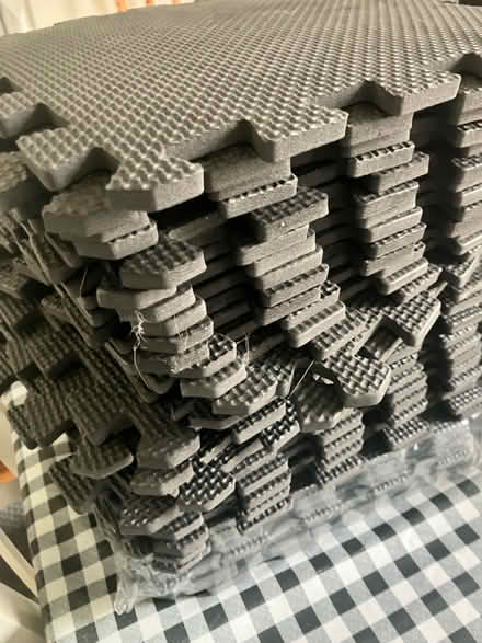 Photo of free Foam floor pads (Pollok G53) #2