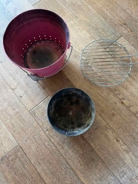 Photo of free Barbecue bucket (Central Woodley RG5) #2