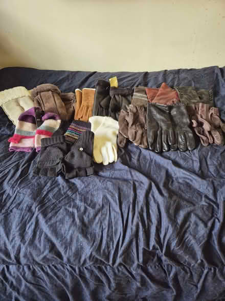 Photo of free Gloves (Emerson Valley MK4) #1