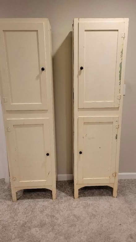 Photo of free Farmhouse cabinets (Des Peres) #1