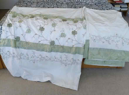 Photo of free Double duvet cover and pillowcases (Alcester Lanes End B14) #1