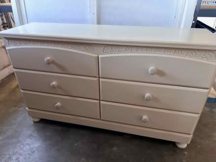 Photo of free White Dresser in Great Shape (Cedar Hills) #1