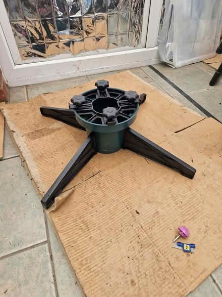 Photo of free christmas tree holder (Cambridge CB24 Impington) #2