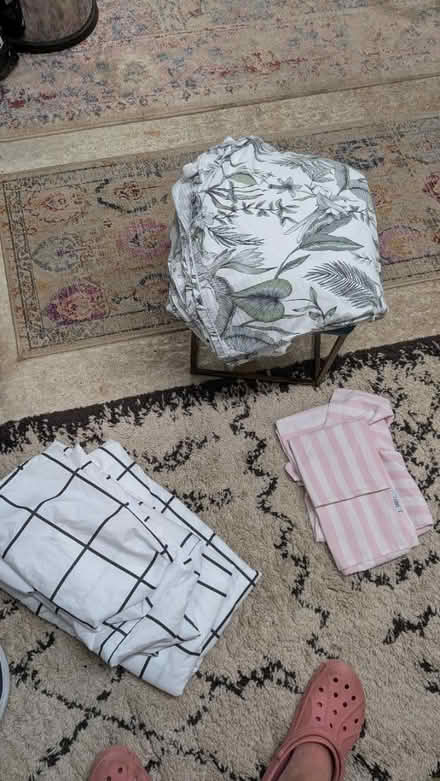 Photo of free double duvet cover and pillow cases (Tunbridge Wells TN4) #1