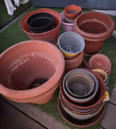 Photo of free Pots for plants/gardening (W3 Acton, London W3) #1