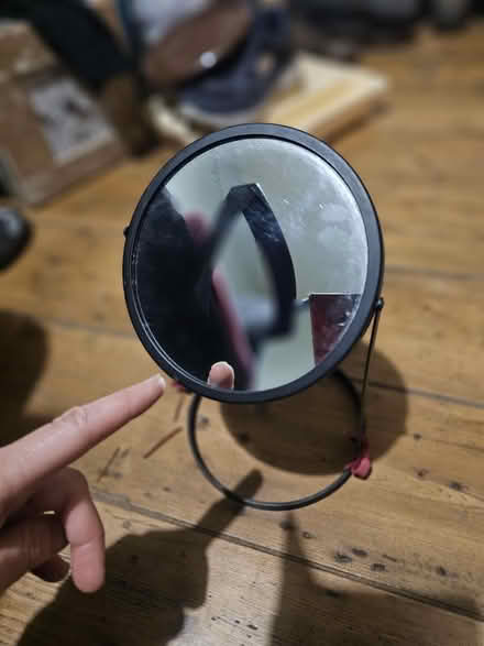 Photo of free small round mirror (East Oxford, OX4) #2