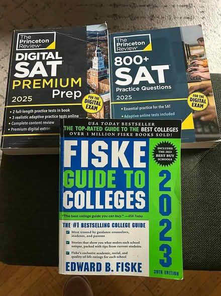 Photo of free SAT/college prep books (Lexington Center) #1