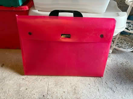 Photo of free Plastic Art Portfolio Holder (Wetherby LS22) #1