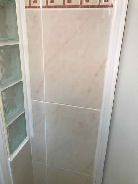 Photo of TILES to repair my bathroom - marble effect ceramic (Kingston Vale SW15) #2