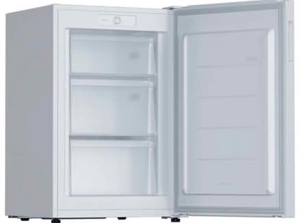 Photo of Freezer (Sutton SM1) #1