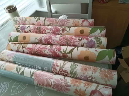 Photo of free Floral Wallpaper. (Rhiwbina CF14) #1