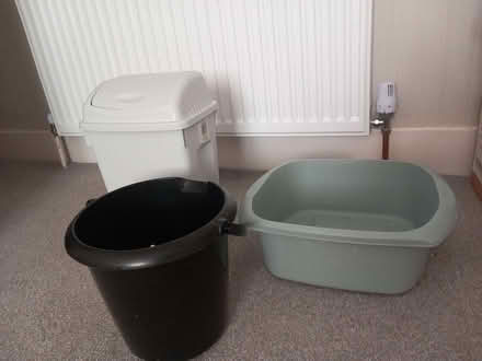 Photo of free Bin/bucket/bowl (Leasowe CH46) #1